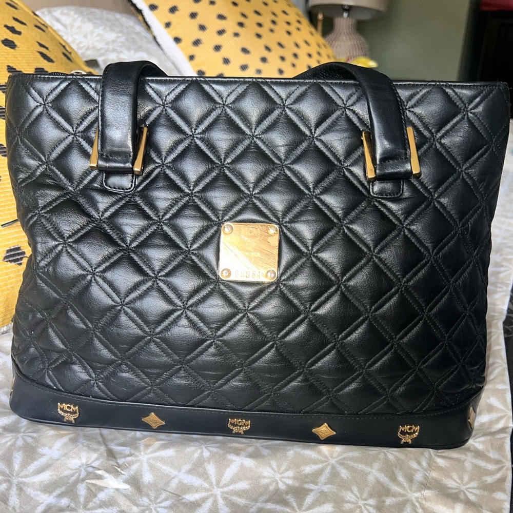 Authentique MCM bag